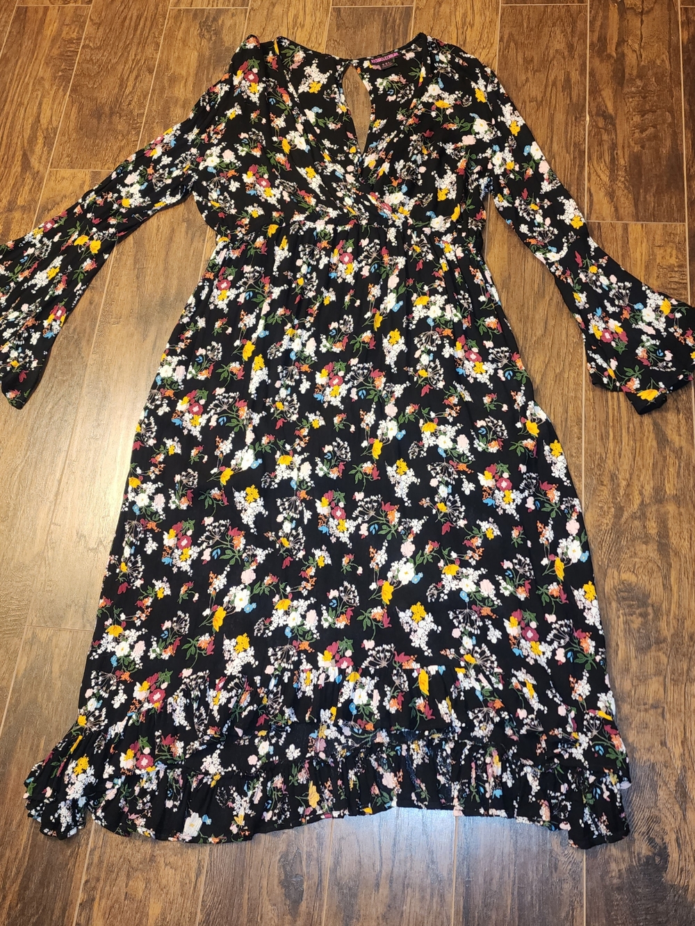 Rock & Roll Cowgirl Floral Black Hi Low Long-Sleeve Midi Dress